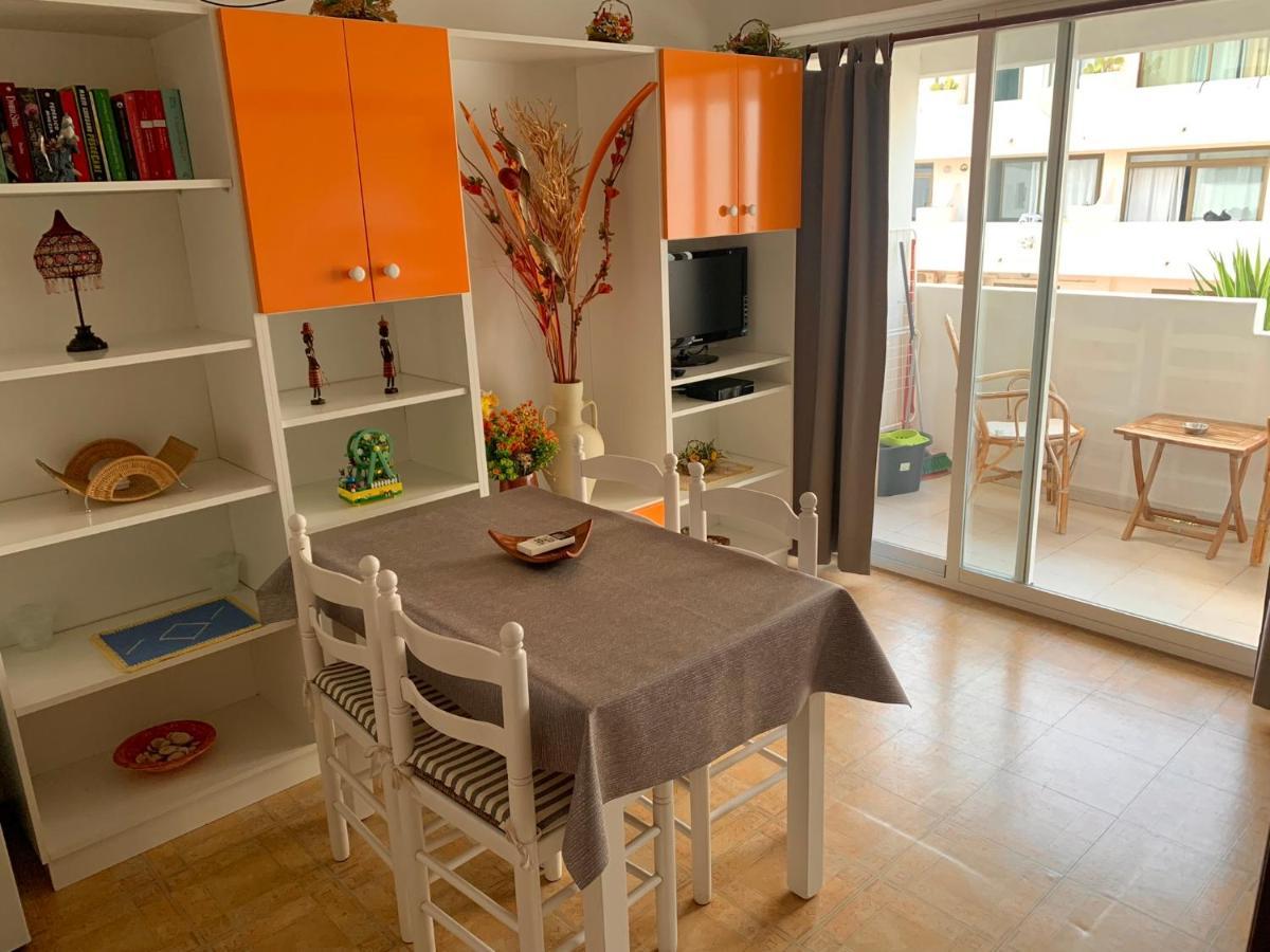 Apartamentos Miranda Es Pujols Exterior photo