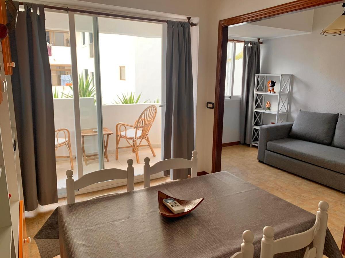 Apartamentos Miranda Es Pujols Exterior photo